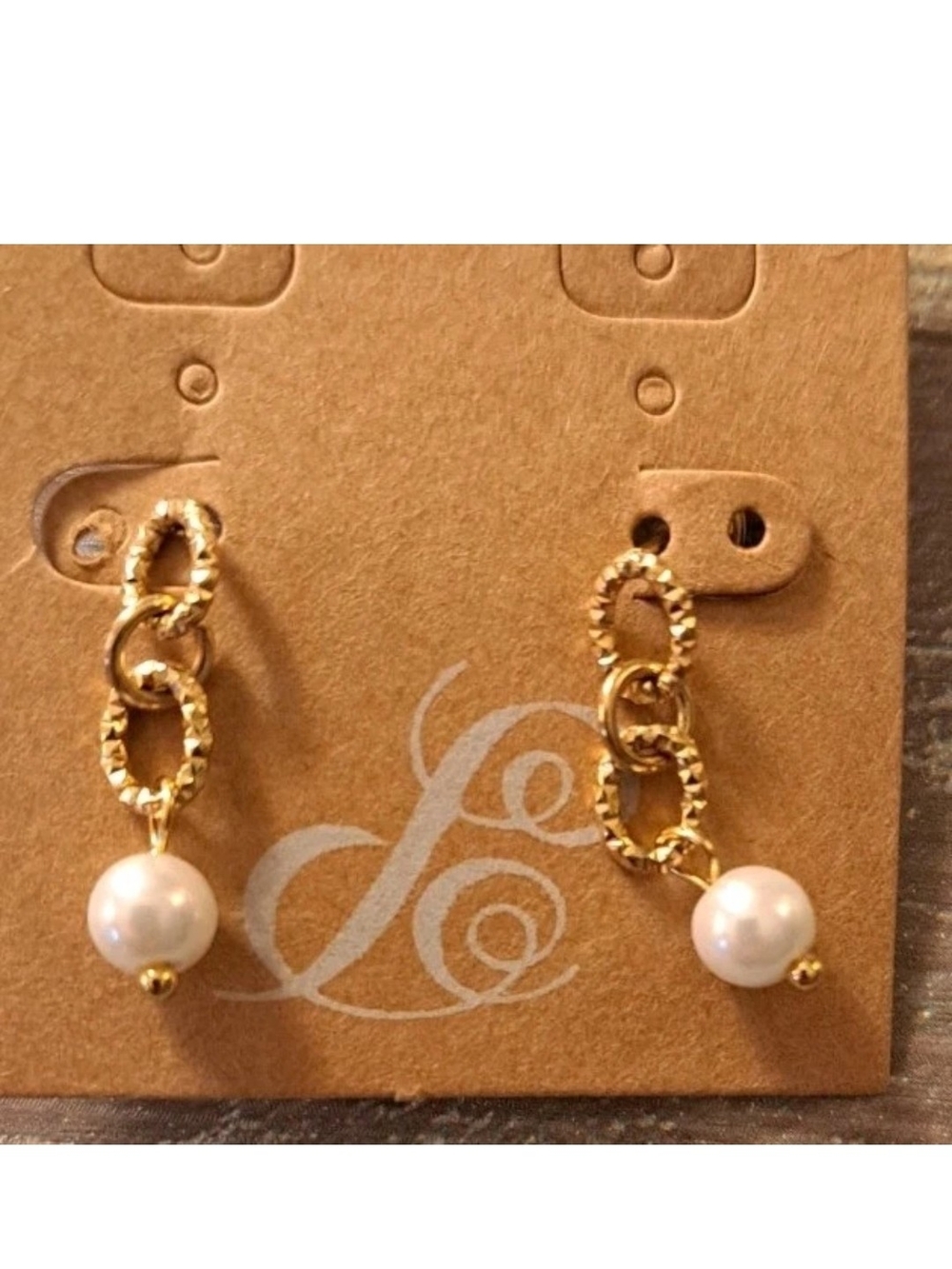 Plunder Design Fashion Textured Gold Tone Faux Pearl Drop Earrings 526-cb44